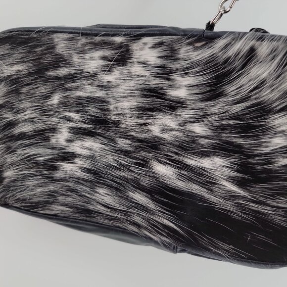 ✨Faux Fur Evening Clutch – Black & White Textured Haircalf Style – Holiday Glam✨ - Picture 4 of 9